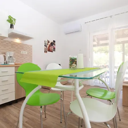 Fuer 4 Personen Ca 42 Qm In Fazana, Istrien Istrische Riviera Apartment