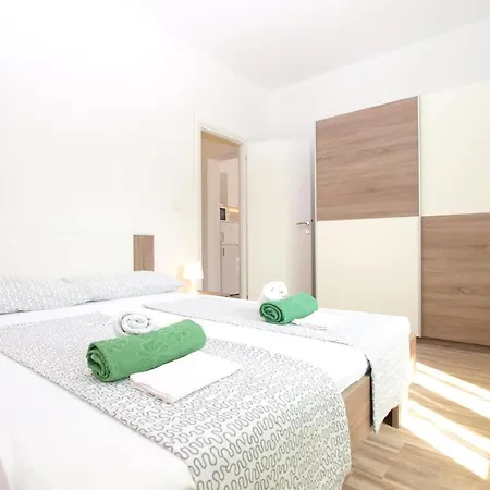 Apartment Fuer 4 Personen Ca 42 Qm In Fazana, Istrien Istrische Riviera Fazana