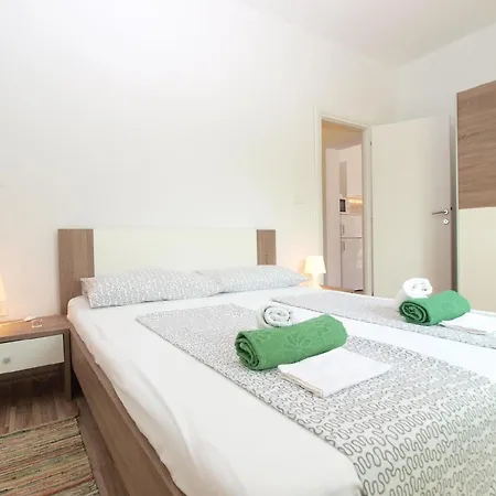 Fuer 4 Personen Ca 42 Qm In Fazana, Istrien Istrische Riviera Apartment