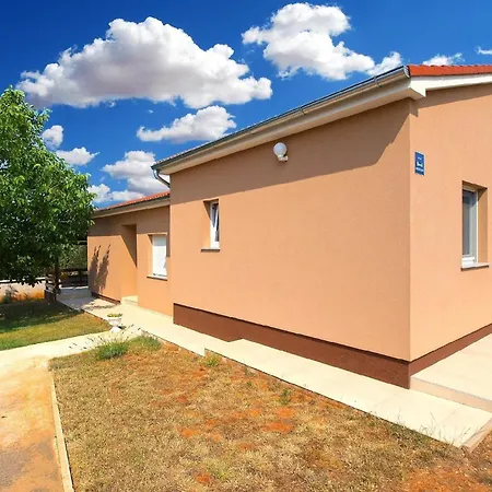 Apartment Fuer 4 Personen Ca 42 Qm In Fazana, Istrien Istrische Riviera